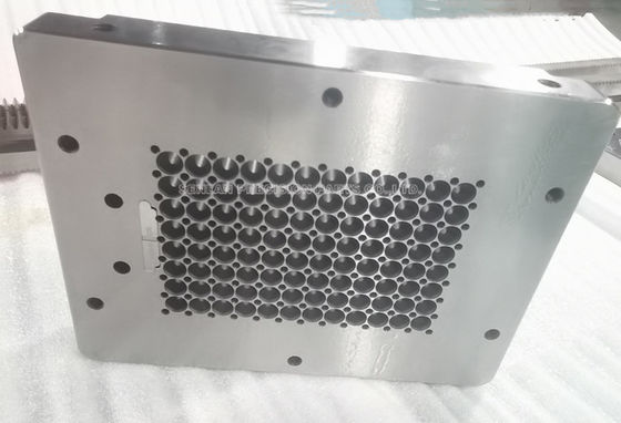 Moldura de inserção de pipeta de múltiplos poços de precisão para moldagem por injeção médica