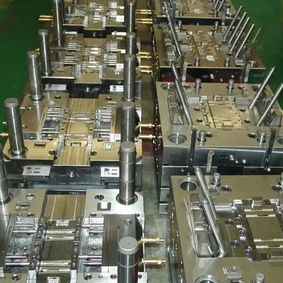 Πλαστικό μούχλα ένεσης 3C προϊόν S136 υψηλής ακρίβειας