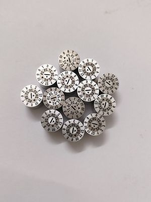 Προσαρμοσμένο μέγεθος 3 επιπέδων σφραγίδες ημερομηνίας - πείροι σήμανσης καλουπιών από ανοξείδωτο ατσάλι SUS420