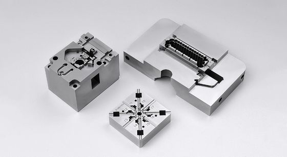 SS420 دقة جوهر إدراج (قالب جوهر) لقوالب حقن البلاستيك