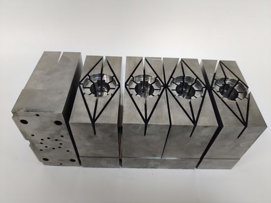 H13 (1,2344) Πυρήνες καλουπιών ακριβείας | Σκληρυμένα ένθετα για εργαλεία έγχυσης