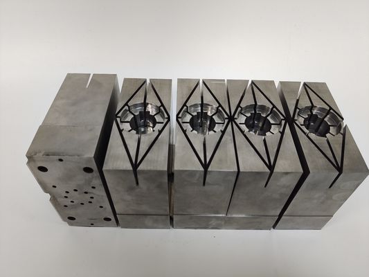 H13 (1,2344) Πυρήνες καλουπιών ακριβείας | Σκληρυμένα ένθετα για εργαλεία έγχυσης